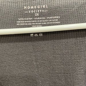 🌹Bundle Women’s size 2x Home Girl T-shirt. Cross & Bones. 🌹